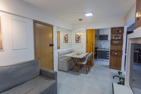 Sala de apartamento à venda com 2 quartos, 62m² em Ipiranga, Belo Horizonte