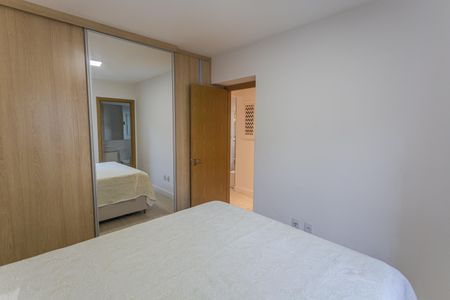 Apartamento à venda com 62m², 2 quartos e 2 vagasSuíte