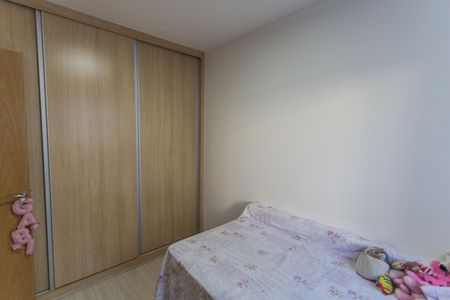 Apartamento à venda com 62m², 2 quartos e 2 vagasQuarto 2