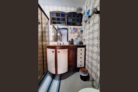 Apartamento à venda com 211m², 4 quartos e 1 vagaBanheiro da Suíte 1