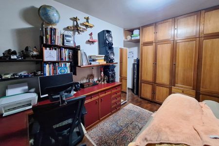 Apartamento à venda com 211m², 4 quartos e 1 vagaQuarto 2