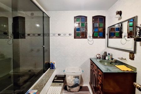 Apartamento à venda com 211m², 4 quartos e 1 vagaBanheiro Social