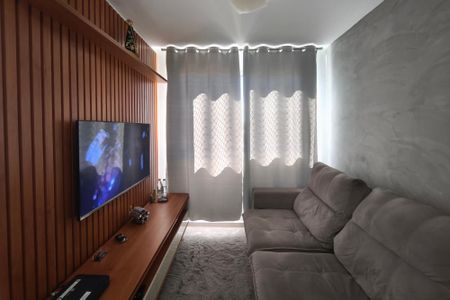 Sala de apartamento à venda com 2 quartos, 42m² em Parque Industrial, Campinas