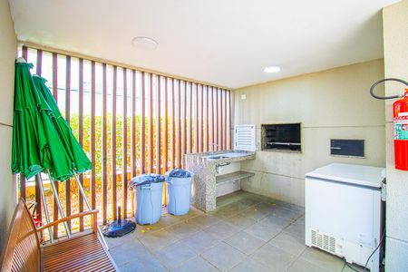 Apartamento à venda com 49m², 2 quartos e 1 vaga Apartamento à venda com 49m², 2 quartos e 1 vagaÁrea comum - Churrasqueira