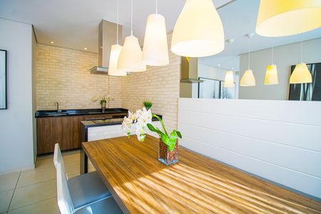 Apartamento à venda com 49m², 2 quartos e 1 vaga Apartamento à venda com 49m², 2 quartos e 1 vagaÁrea comum - Salão de festas