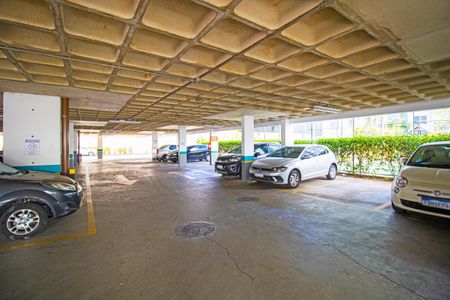 Apartamento à venda com 49m², 2 quartos e 1 vaga Apartamento à venda com 49m², 2 quartos e 1 vagaÁrea comum - Estacionamento