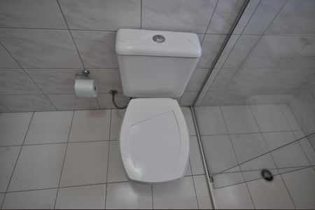 Casa à venda com 250m², 3 quartos e 9 vagasBanheiro da Suíte 1