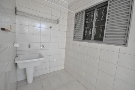 Casa à venda com 250m², 3 quartos e 9 vagasÁrea de Serviço