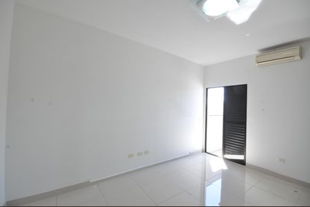 Casa à venda com 250m², 3 quartos e 9 vagasSuíte 3