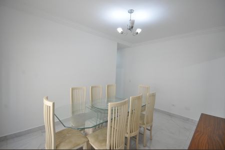 Casa à venda com 250m², 3 quartos e 9 vagasCopa