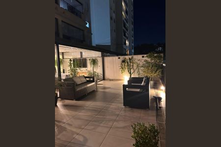 Apartamento à venda com 95m², 2 quartos e 2 vagasÁrea externa