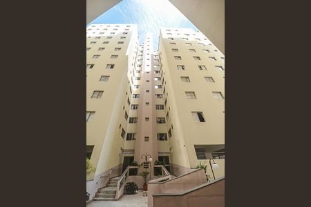 Apartamento para alugar com 70m², 2 quartos e 2 vagasFachada do bloco