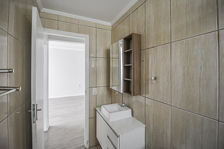 Apartamento para alugar com 70m², 2 quartos e 2 vagas Apartamento para alugar com 70m², 2 quartos e 2 vagasBanheiro