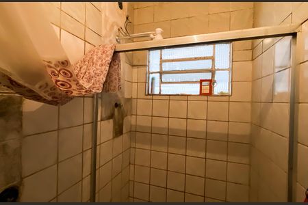 Banheiro  de casa à venda com 1 quarto, 175m² em Parque Cisper, São Paulo