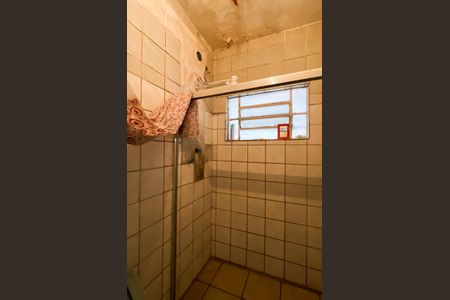 Banheiro  de casa à venda com 1 quarto, 175m² em Parque Cisper, São Paulo