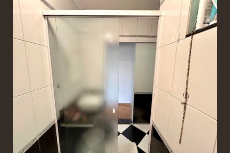 Casa à venda com 220m², 3 quartos e 2 vagas Casa à venda com 220m², 3 quartos e 2 vagasBanheiro da Suíte 3