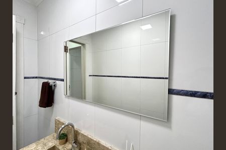 Casa à venda com 220m², 3 quartos e 2 vagas Casa à venda com 220m², 3 quartos e 2 vagasLavabo