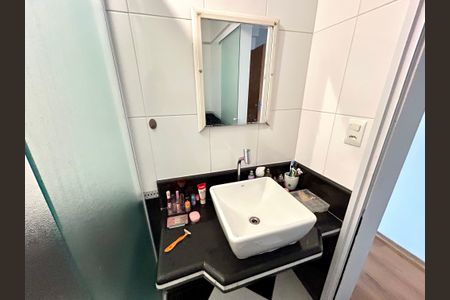 Casa à venda com 220m², 3 quartos e 2 vagas Casa à venda com 220m², 3 quartos e 2 vagasBanheiro da Suíte 3