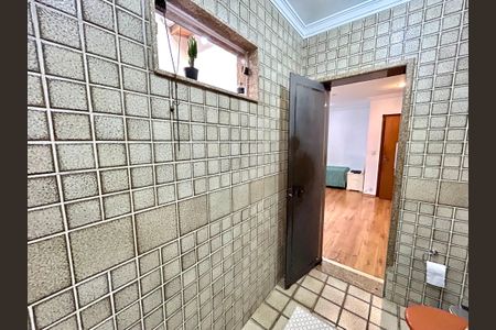 Casa à venda com 220m², 3 quartos e 2 vagas Casa à venda com 220m², 3 quartos e 2 vagasBanheiro da Suíte 2