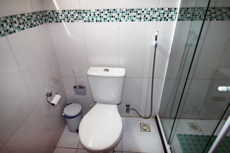 Casa à venda com 280m², 5 quartos e 3 vagasBanheiro Social - Anexo