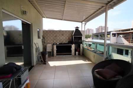 Casa à venda com 280m², 5 quartos e 3 vagasTerraço - Anexo