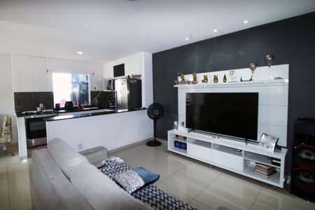 Casa à venda com 280m², 5 quartos e 3 vagasSala - Anexo