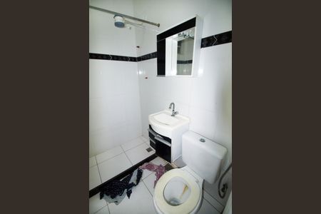 Casa à venda com 280m², 5 quartos e 3 vagasBanheiro da Suíte 2