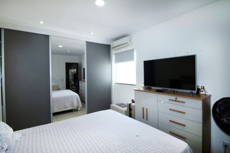 Casa à venda com 280m², 5 quartos e 3 vagasQuarto 4 - Suíte - Anexo