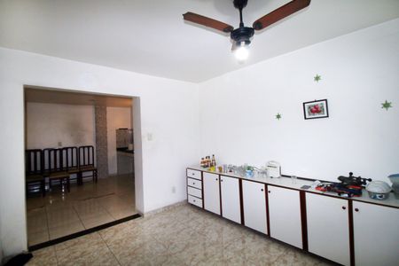 Casa à venda com 280m², 5 quartos e 3 vagasCozinha e Copa