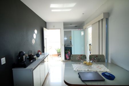 Casa à venda com 280m², 5 quartos e 3 vagasCozinha e Copa - Anexo