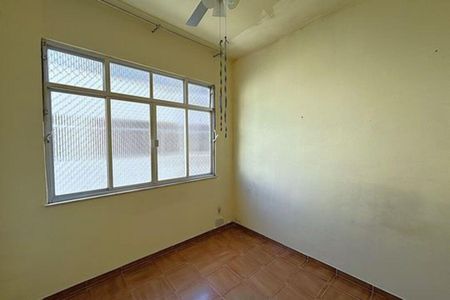 Apartamento para alugar com 68m², 3 quartos e sem vaga