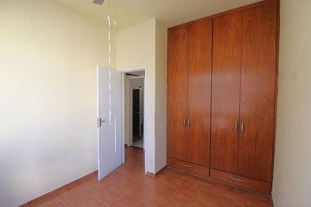 Apartamento para alugar com 68m², 3 quartos e sem vaga