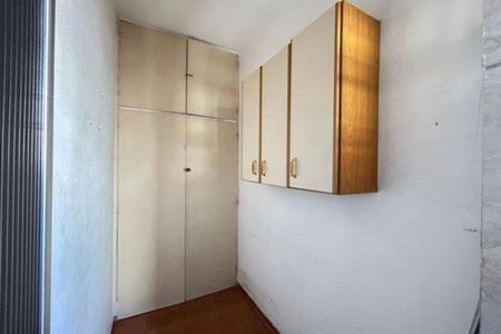 Apartamento para alugar com 68m², 3 quartos e sem vaga