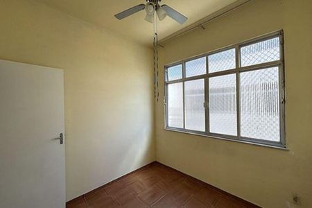 Apartamento para alugar com 68m², 3 quartos e sem vaga