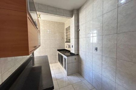Apartamento para alugar com 68m², 3 quartos e sem vaga