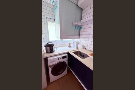 Apartamento à venda com 51m², 2 quartos e 1 vaga Apartamento à venda com 51m², 2 quartos e 1 vagaÁrea de Serviço