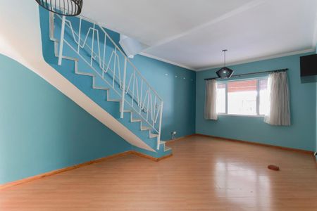 Casa para alugar com 105m², 2 quartos e 2 vagas Casa para alugar com 105m², 2 quartos e 2 vagasSala