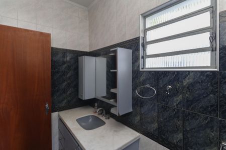 Casa à venda com 190m², 3 quartos e 2 vagasBanheiro da Suíte