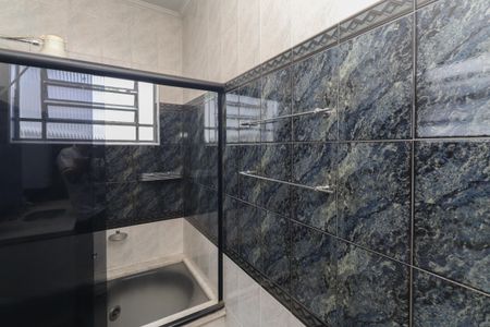 Casa à venda com 190m², 3 quartos e 2 vagasBanheiro da Suíte
