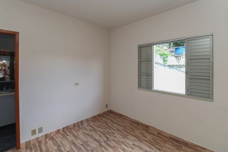 Casa à venda com 190m², 3 quartos e 2 vagasSuíte