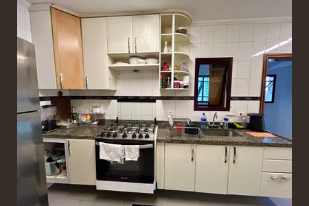 Apartamento à venda com 258m², 3 quartos e 2 vagasCozinha