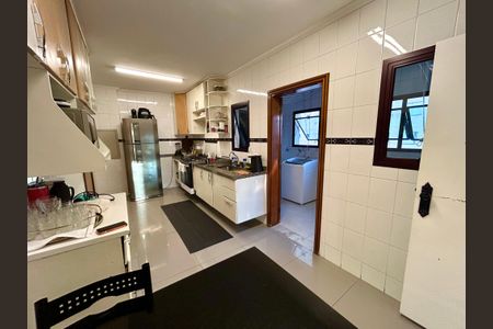 Apartamento à venda com 258m², 3 quartos e 2 vagasCozinha