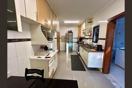 Apartamento à venda com 258m², 3 quartos e 2 vagasCozinha