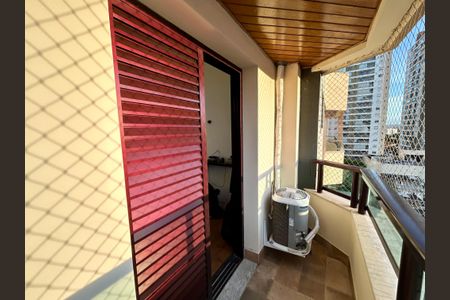 Apartamento à venda com 258m², 3 quartos e 2 vagasVaranda da Suíte 2