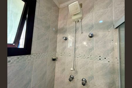 Apartamento à venda com 258m², 3 quartos e 2 vagasBanheiro da Suíte 1