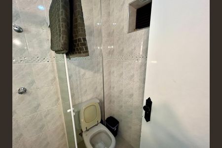 Apartamento à venda com 258m², 3 quartos e 2 vagasBanheiro da Suíte 1