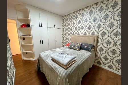 Apartamento à venda com 258m², 3 quartos e 2 vagasQuarto Suíte 1
