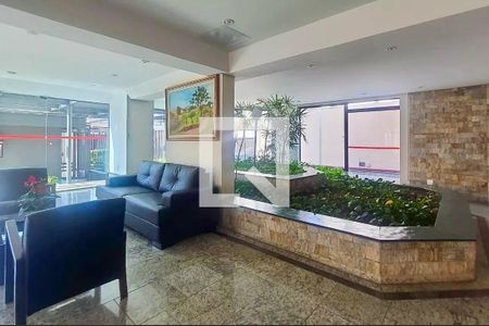 Apartamento à venda com 258m², 3 quartos e 2 vagasHall social