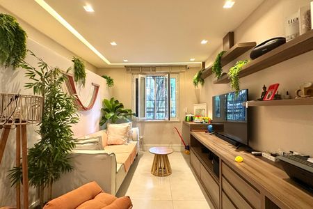 Apartamento à venda com 107m², 2 quartos e 1 vaga