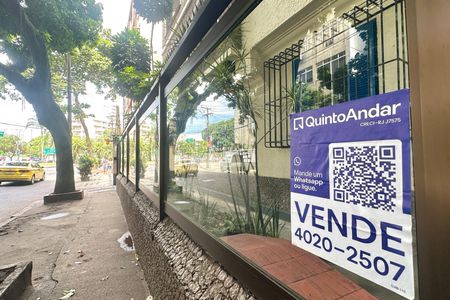Apartamento à venda com 107m², 2 quartos e 1 vaga